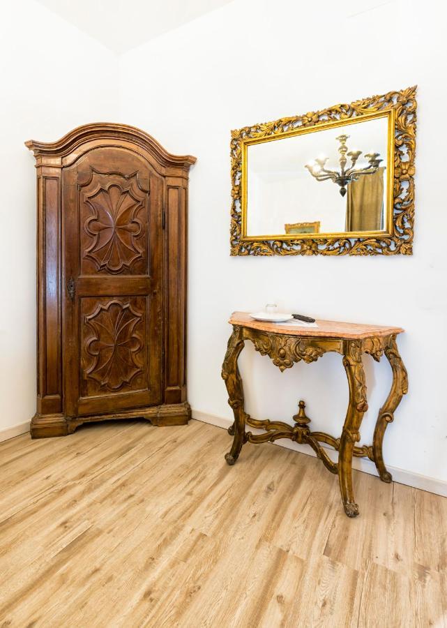 טרנטו Rooms Alla Loggia Del Castello מראה חיצוני תמונה